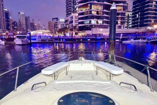 Private Yacht Rental in Dubai Marina – 33 Feet Yacht | Hourly Basis